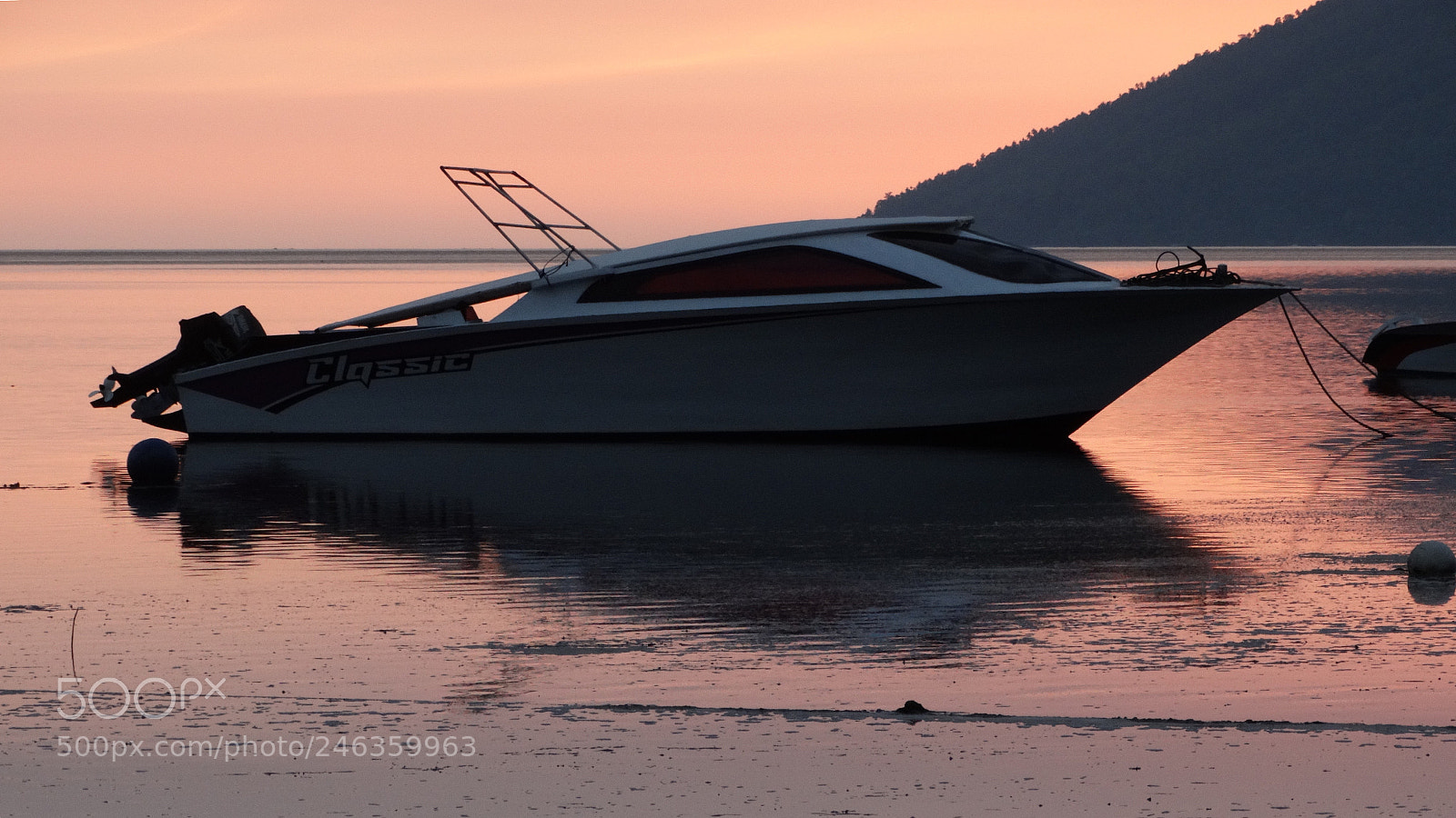 Sony Cyber-shot DSC-HX300 sample photo. Motorboat in the sunset. photography