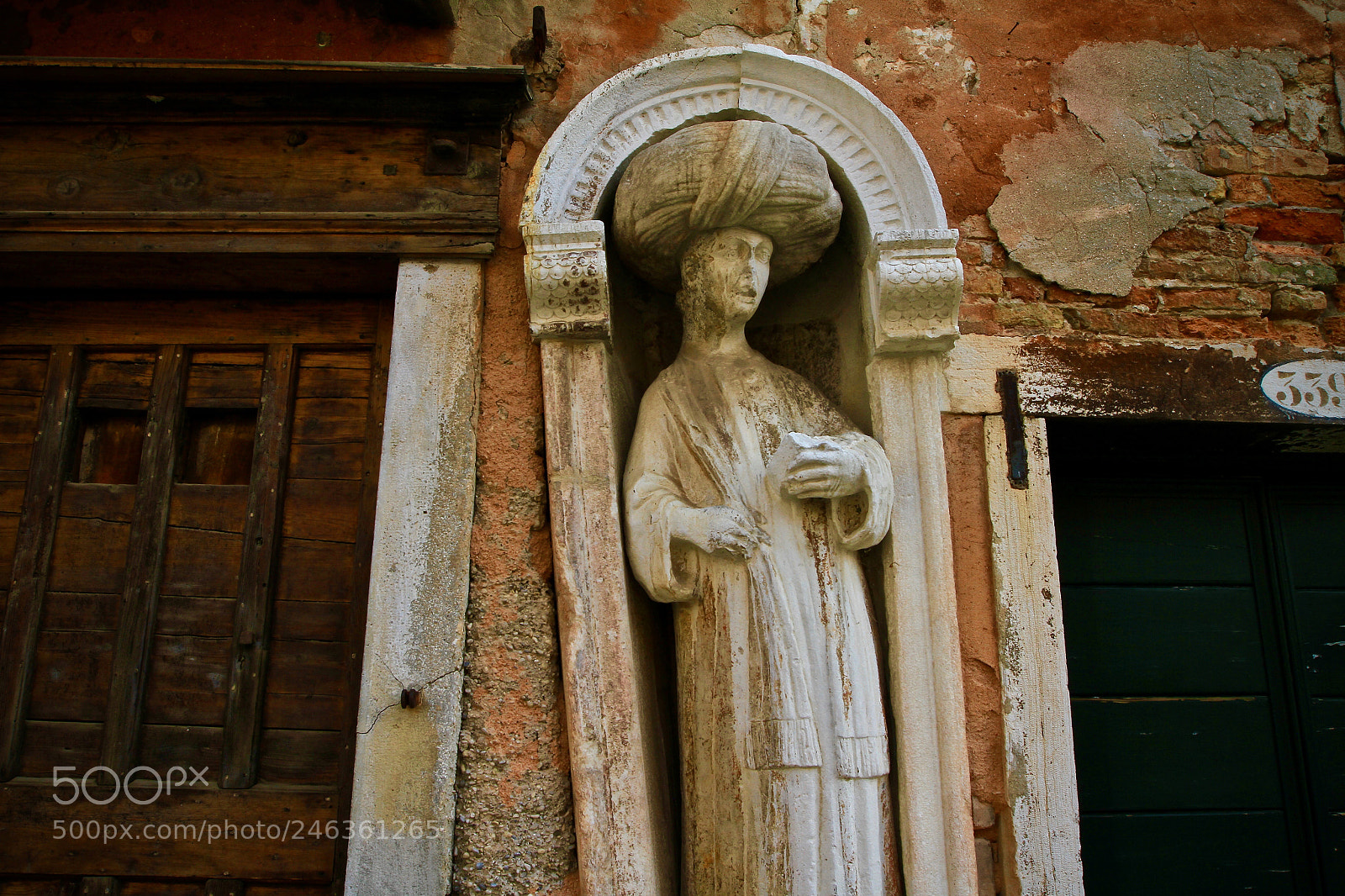 Canon EOS 7D sample photo. Moor housetintoretto, cannaregio venice. photography