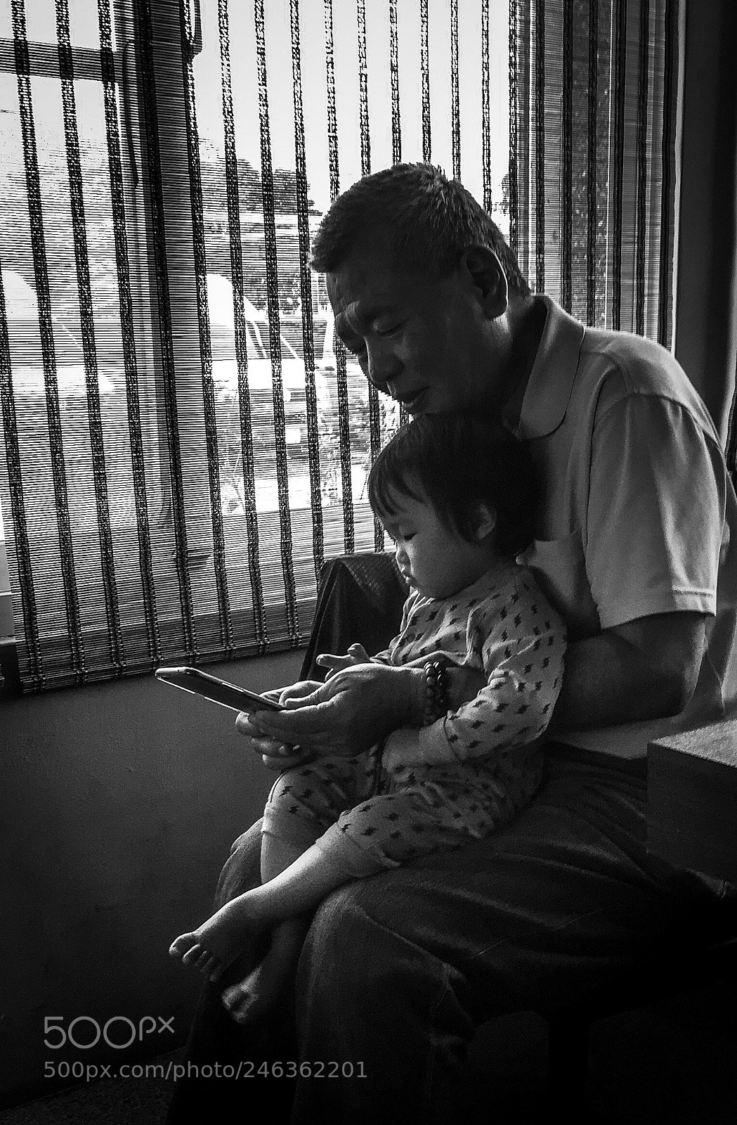 Apple iPhone 6 sample photo. Grandfather and granddaughter photography