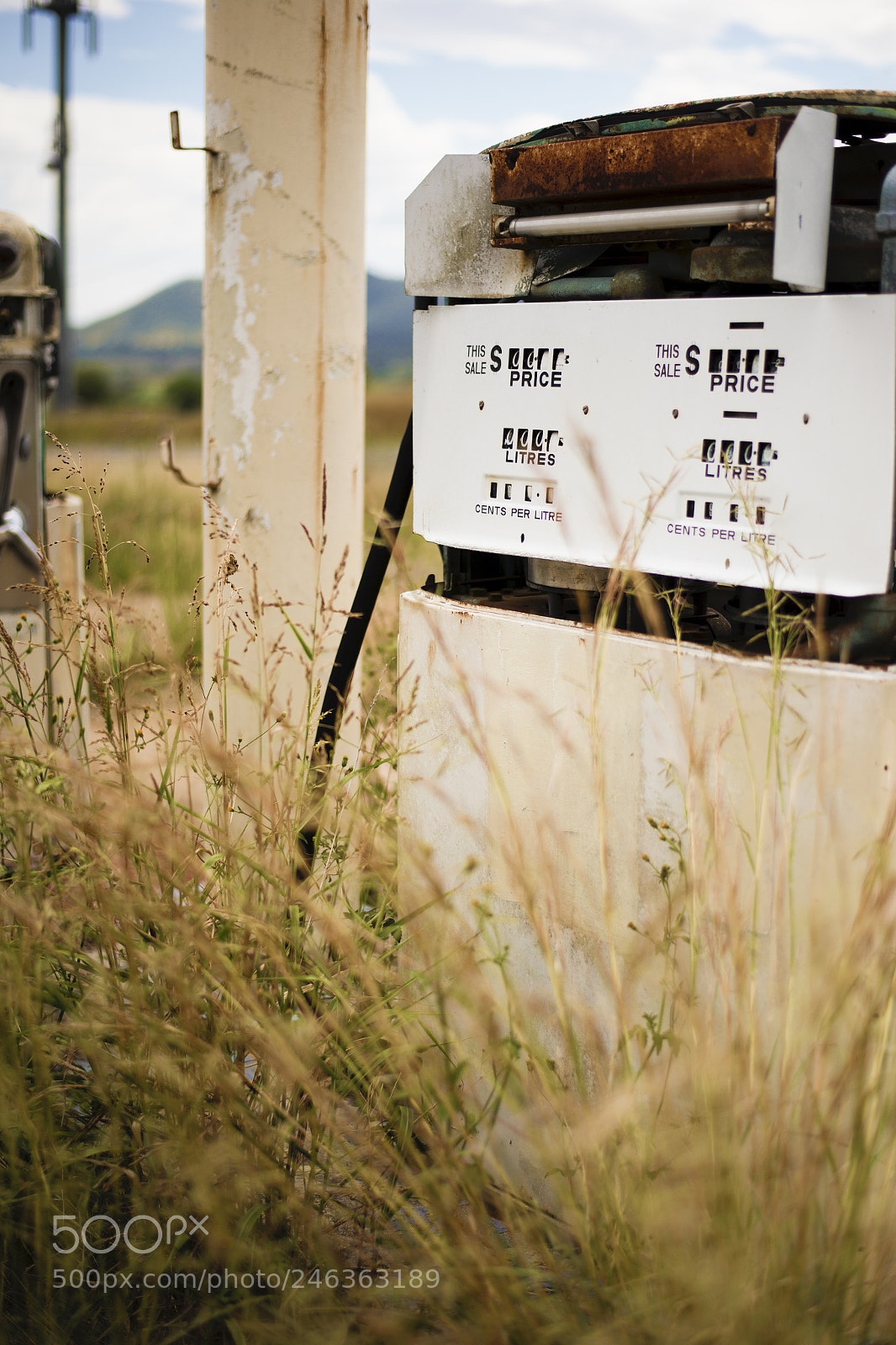 Nikon D800 sample photo. Old rustic fuel pump photography