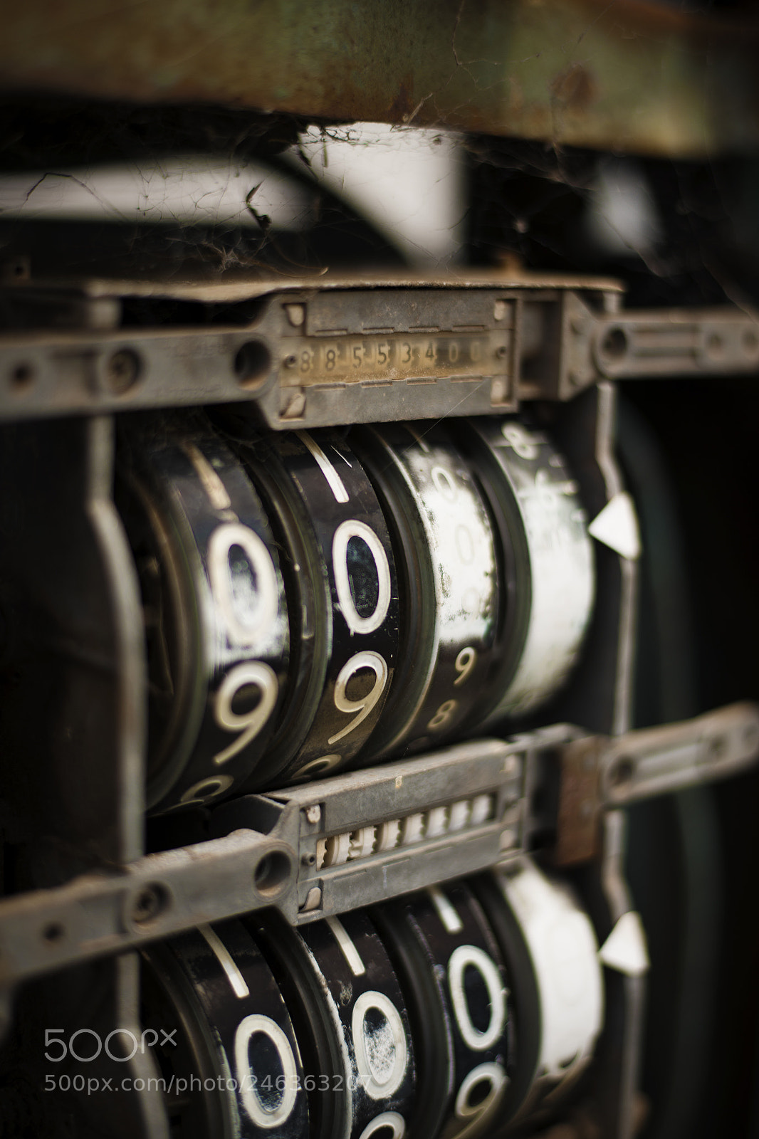 Nikon D800 sample photo. Old rustic fuel pump photography