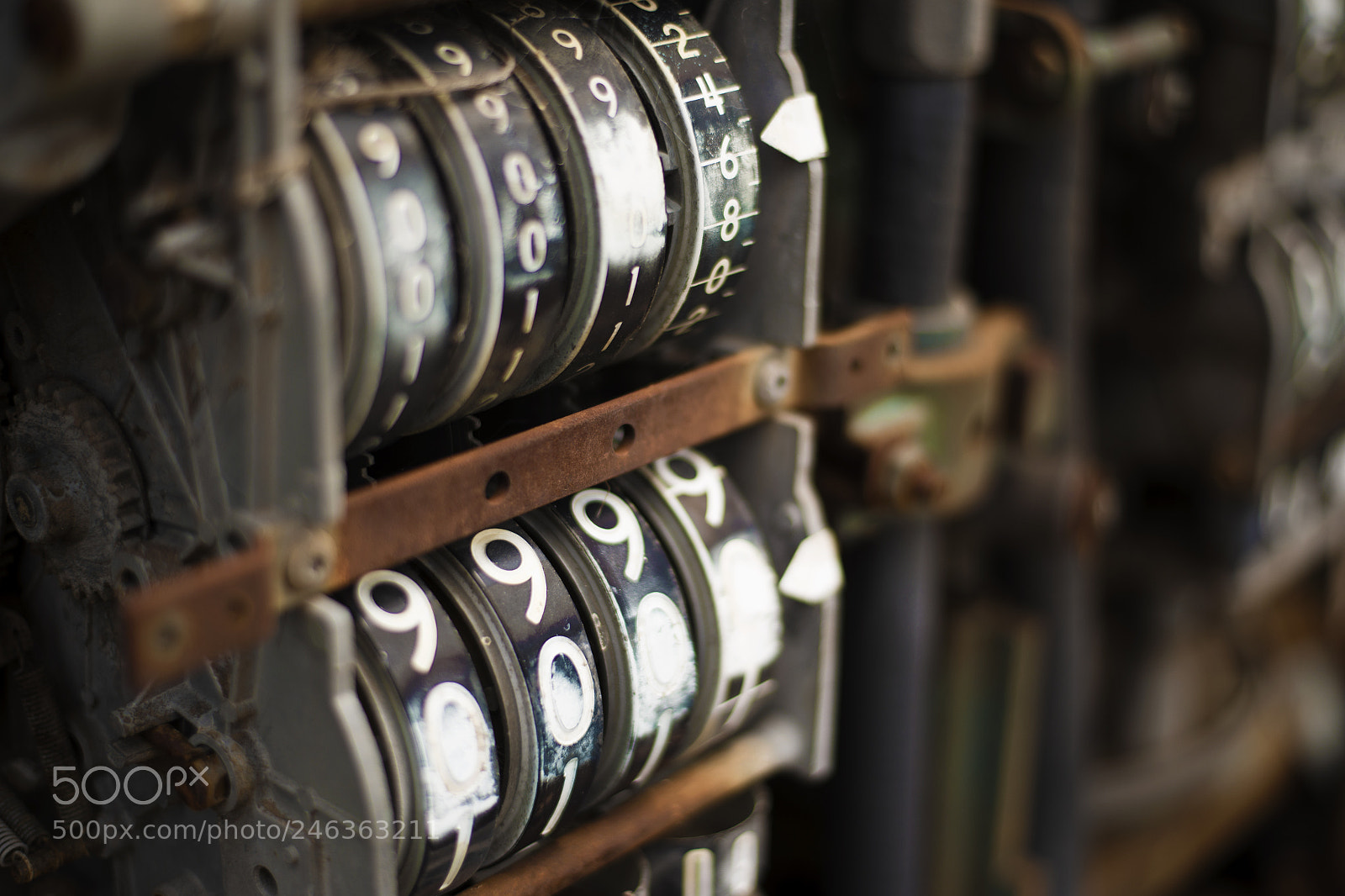 Nikon D800 sample photo. Old rustic fuel pump photography