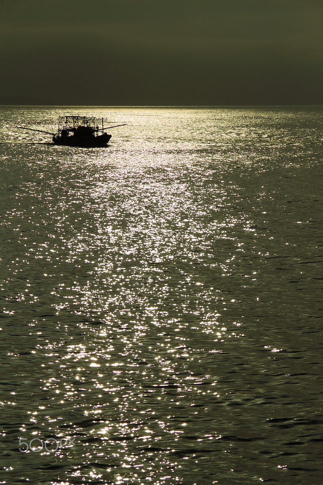 Canon EOS 7D sample photo. Floating under the golden sunset in ne coast of taiwan photography