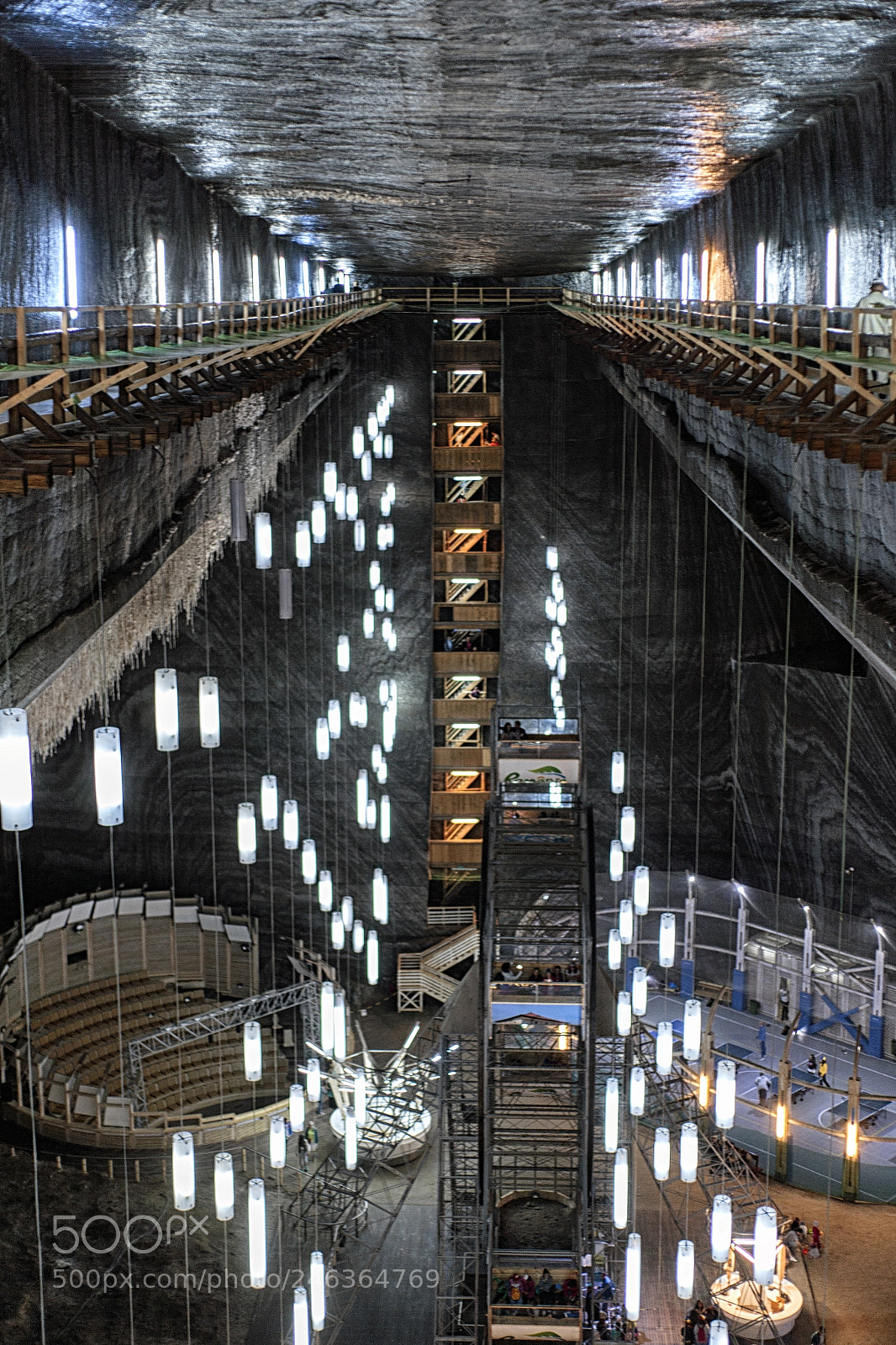 Canon EOS-1Ds Mark II sample photo. Turda salt mine photography