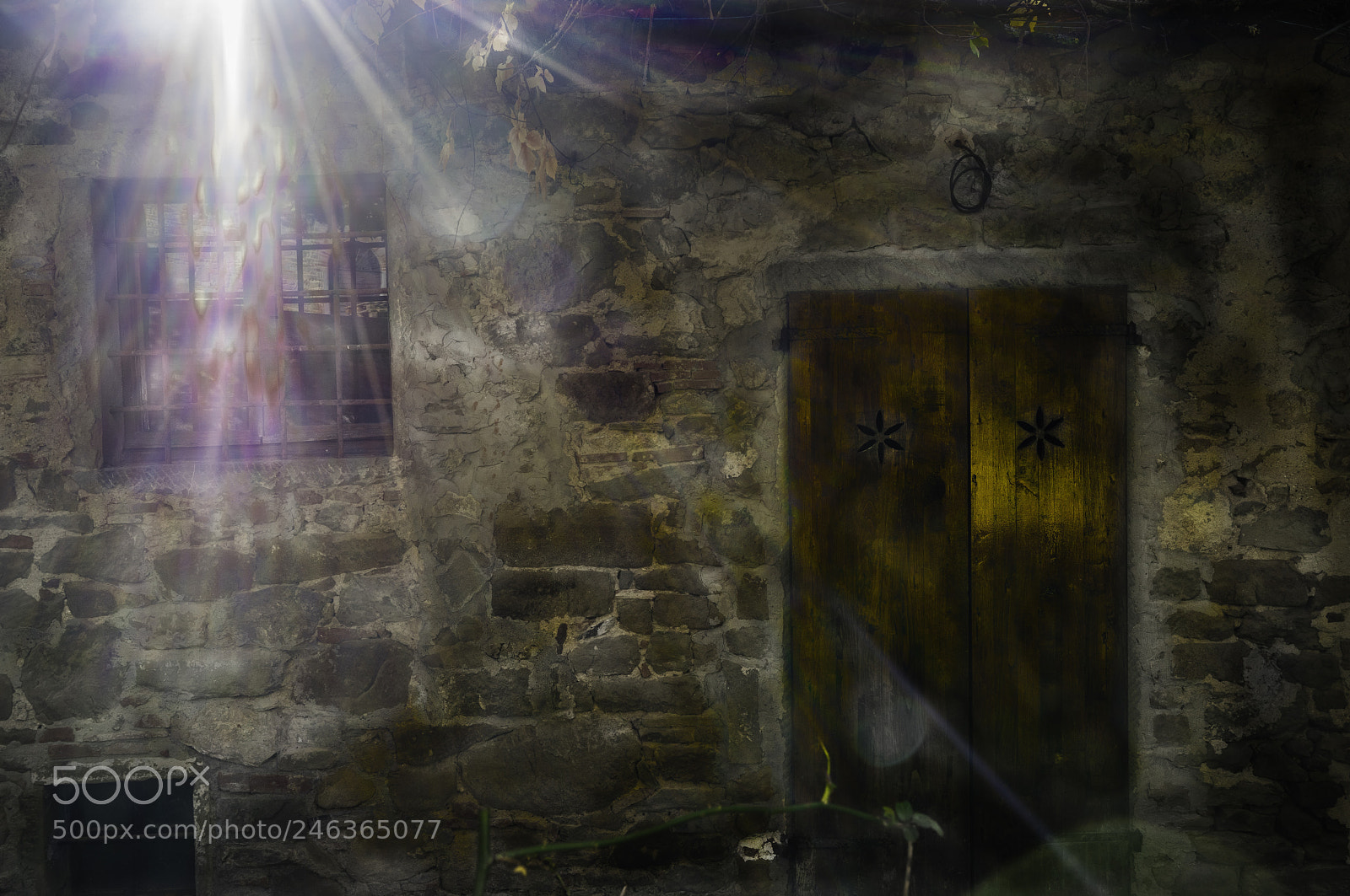 Sony a7 II sample photo. Volpaia porta illuminata def photography