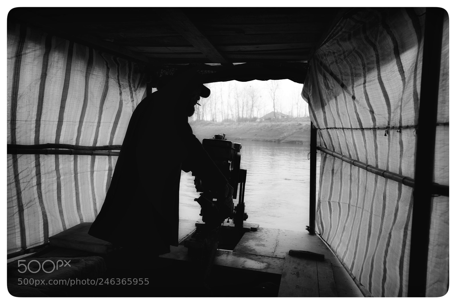Leica Q (Typ 116) sample photo. Ferryman.2 photography
