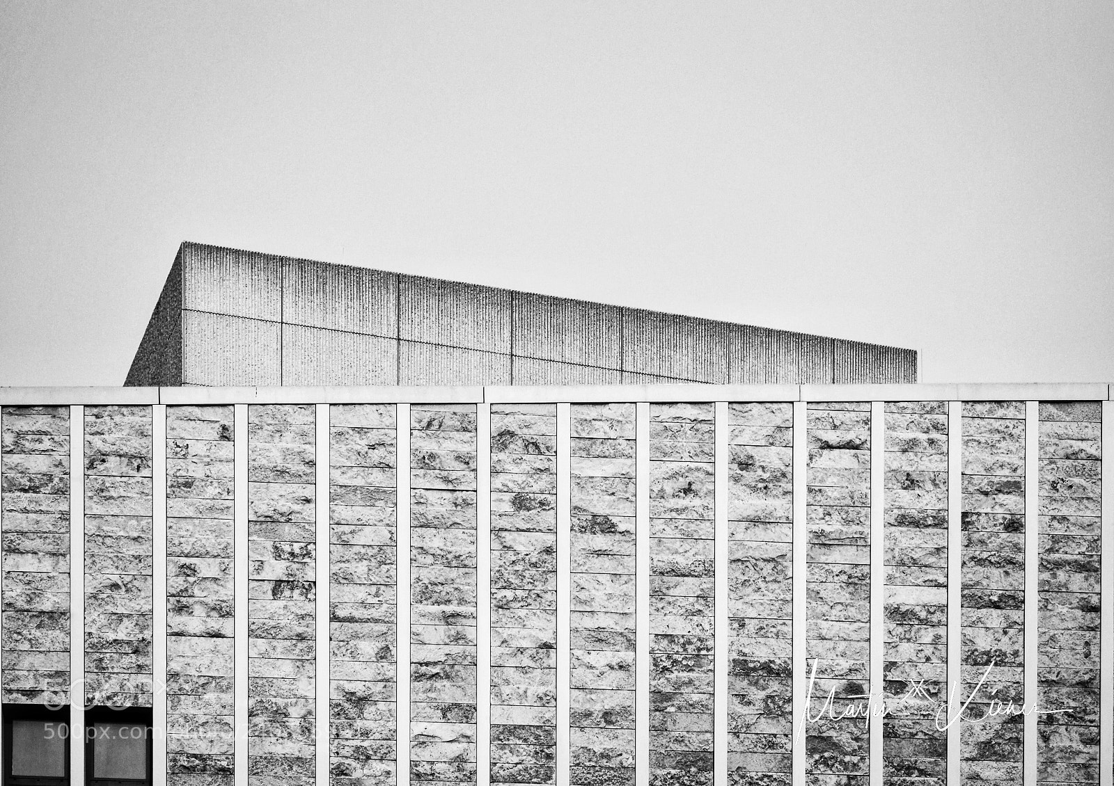 Olympus OM-D E-M1 Mark II sample photo. Musical-theatre opera-house linz in photography