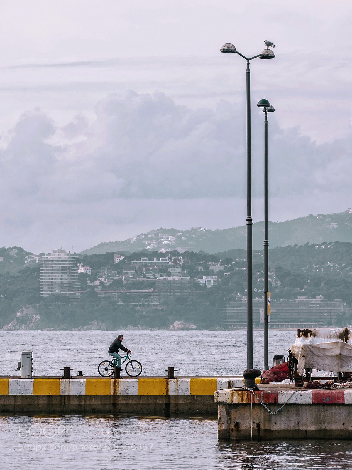 Pentax K-70 sample photo. Bike by the sea photography