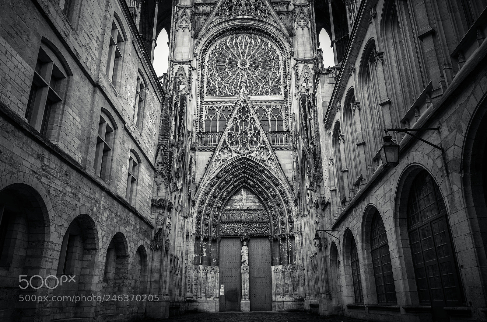Canon EOS 100D (EOS Rebel SL1 / EOS Kiss X7) sample photo. Church in rouen, france photography