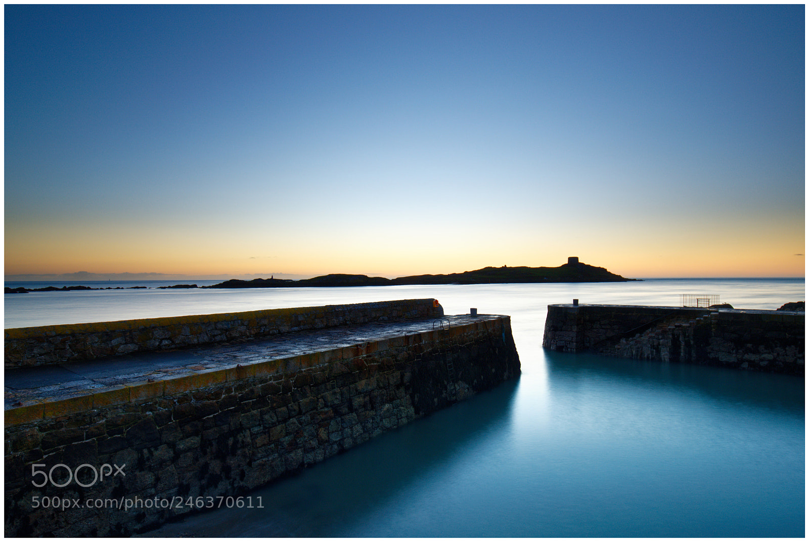 Canon EOS 6D Mark II sample photo. Coliemore harbour photography