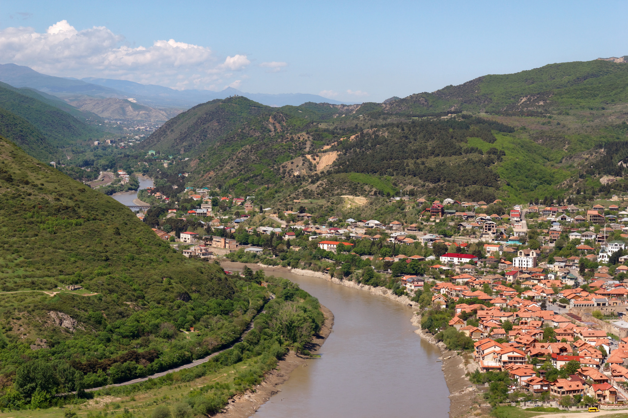Tamron SP AF 17-50mm F2.8 XR Di II LD Aspherical (IF) sample photo. Georgia. mtskheta photography