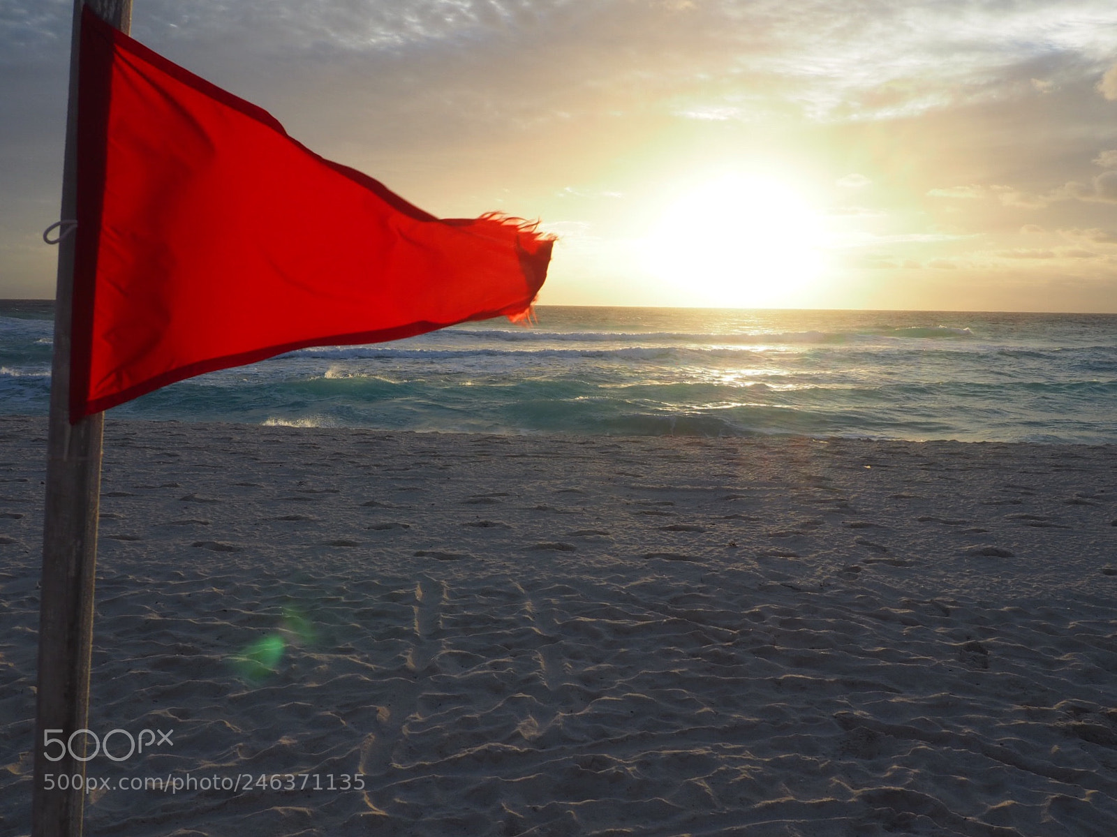 Olympus OM-D E-M10 sample photo. Red flag at the photography