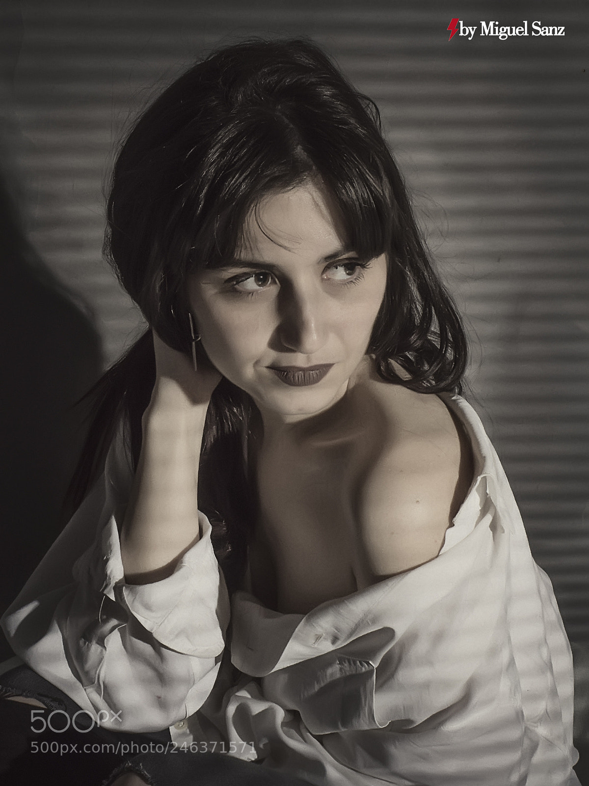 Olympus OM-D E-M1 Mark II sample photo. Isabel-rouge 7 photography