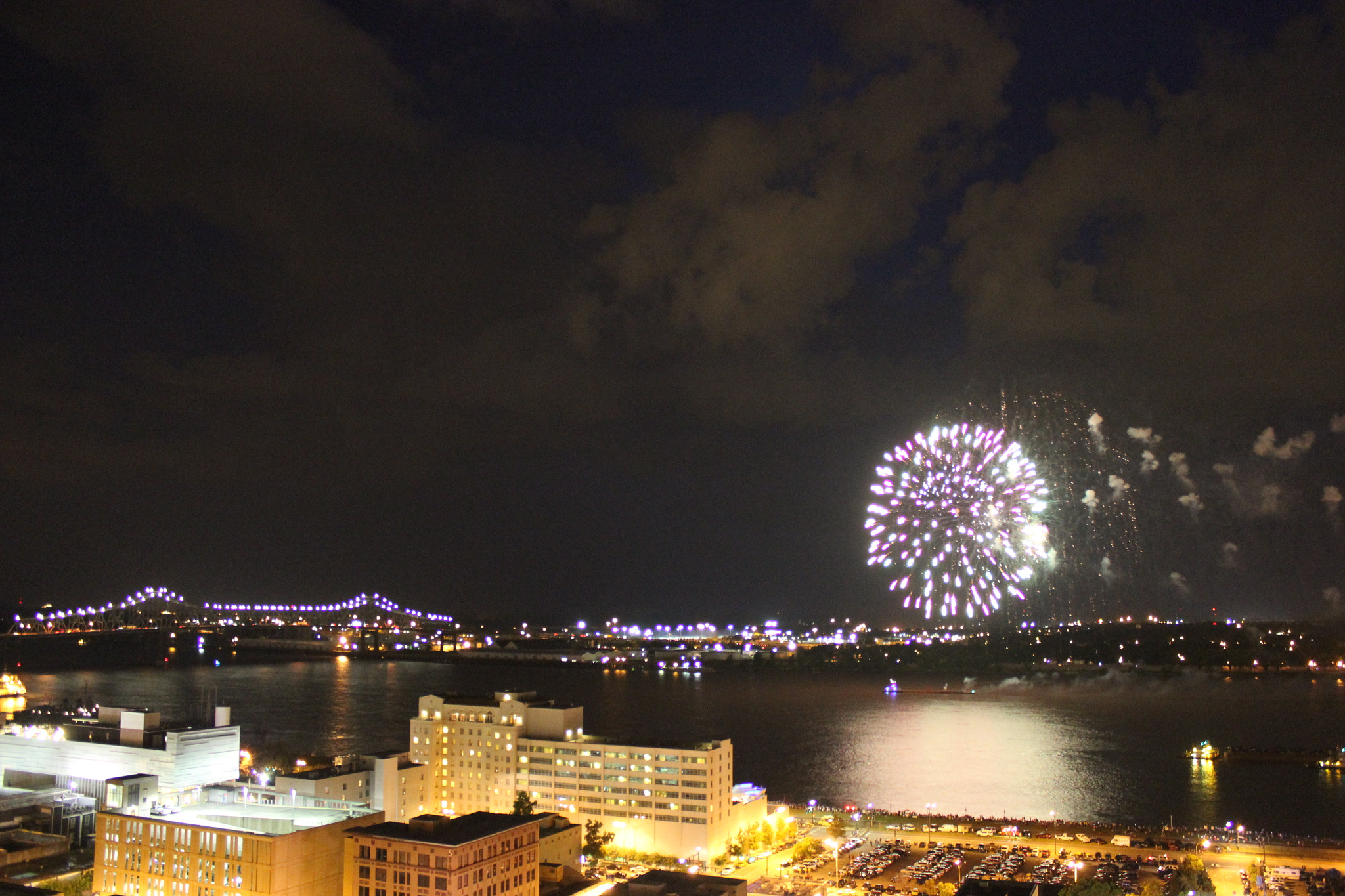 Canon EOS 550D (EOS Rebel T2i / EOS Kiss X4) sample photo. () photography