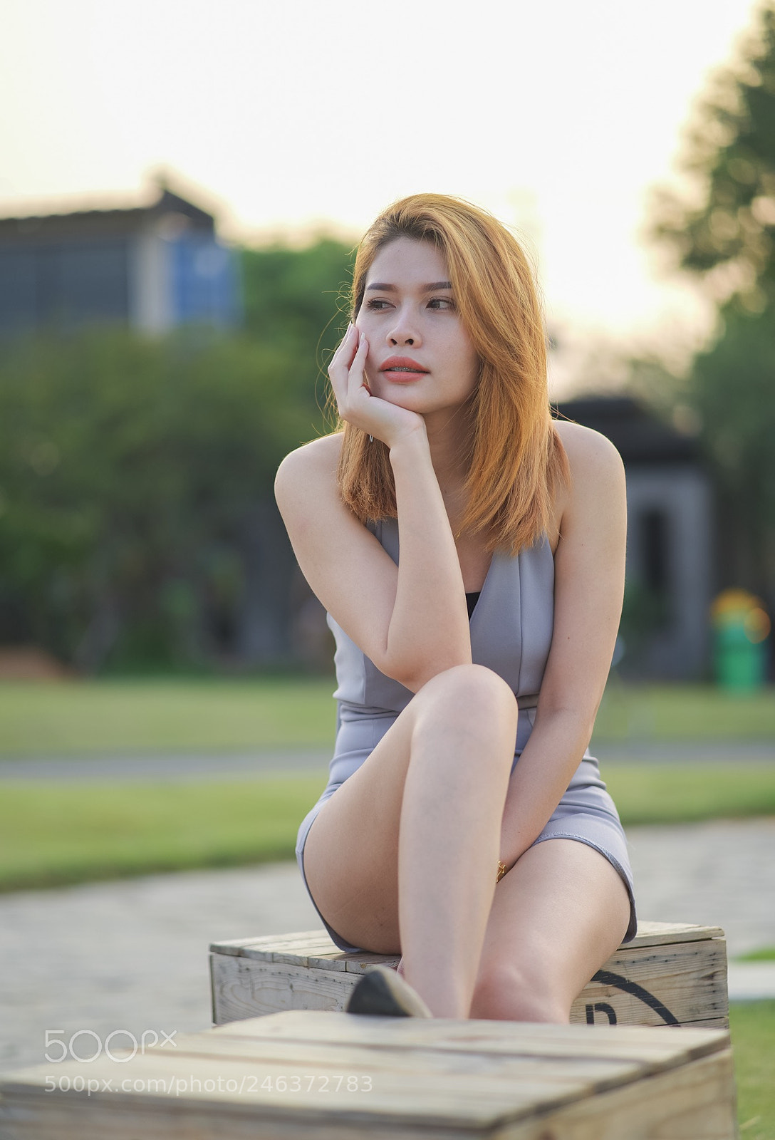 Sony a7 II sample photo. Lady’s photography