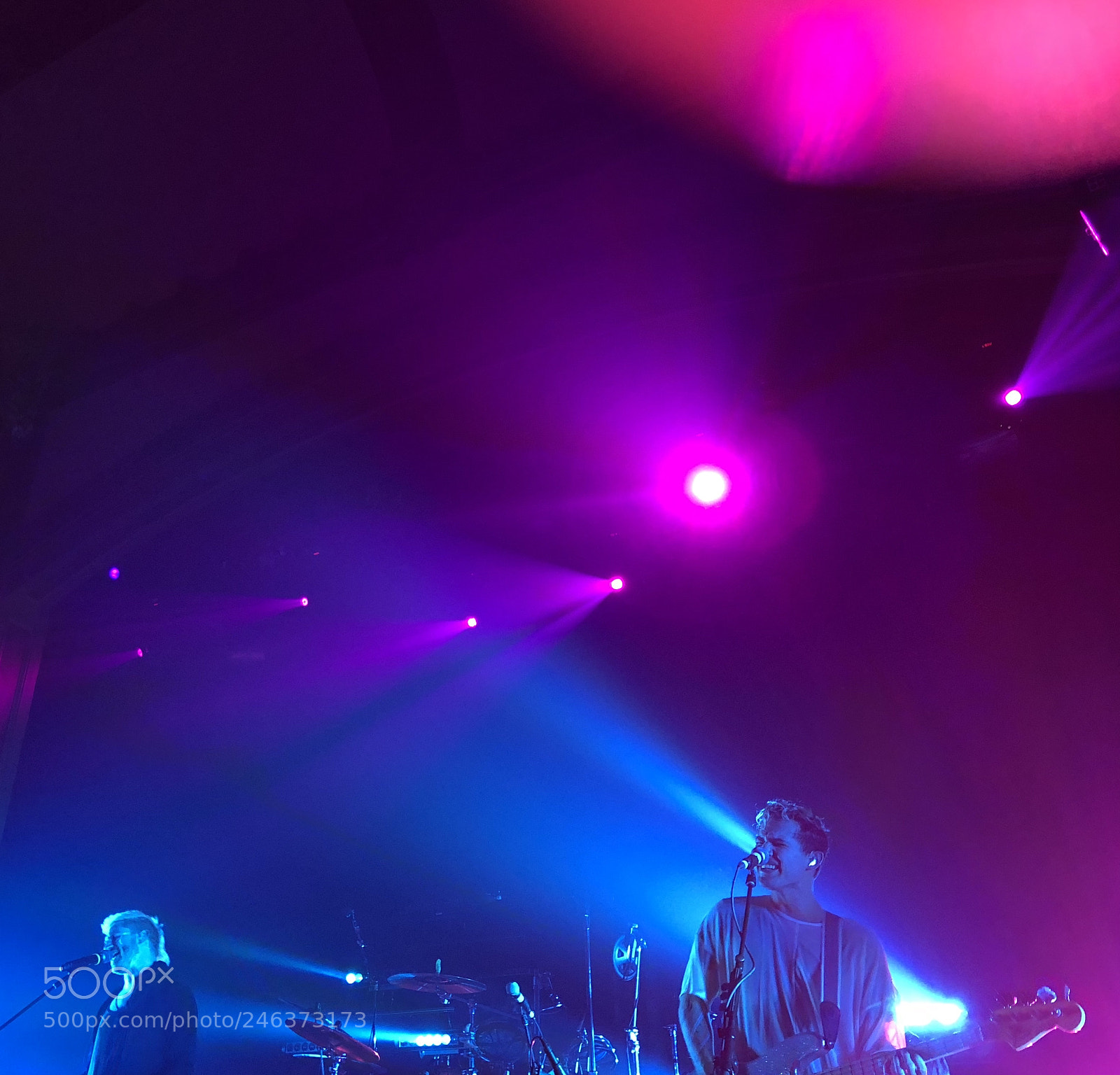 Apple iPhone X sample photo. Walk the moon at photography