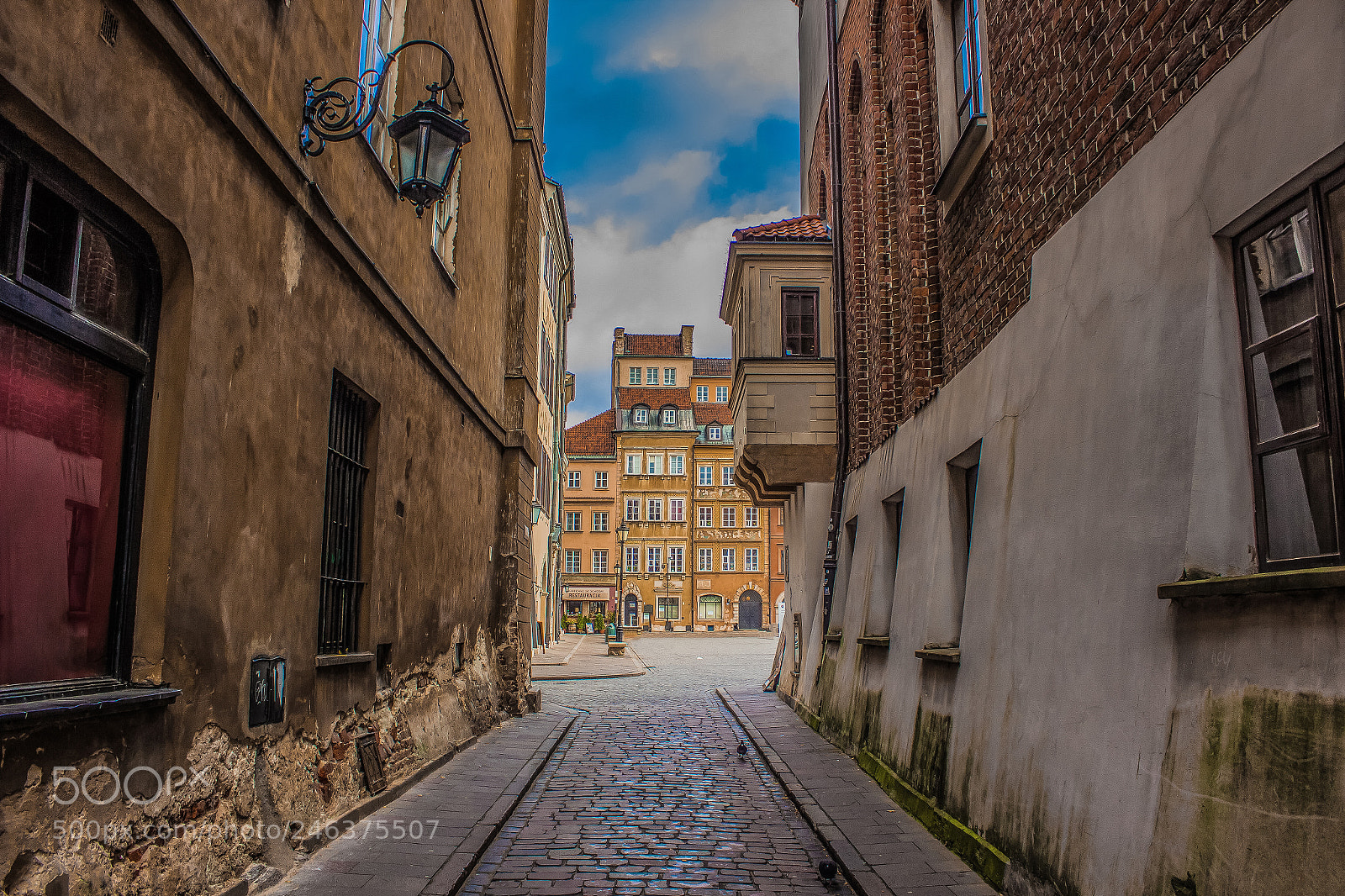 Canon EOS 600D (Rebel EOS T3i / EOS Kiss X5) sample photo. Warsaw street view photography