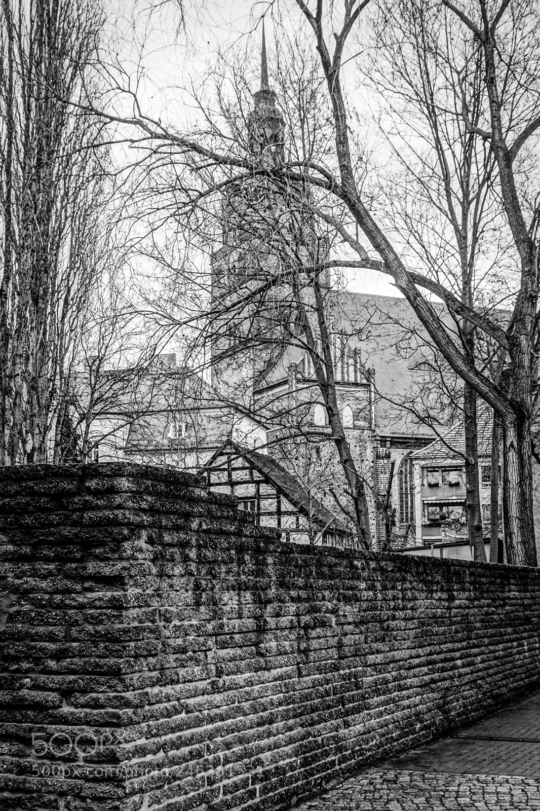 Sony Cyber-shot DSC-RX100 III sample photo. Old district photography