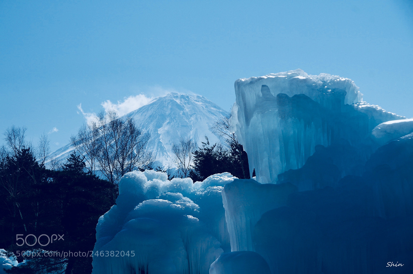 Pentax K-3 II sample photo. Blue ice with mt.fuji photography