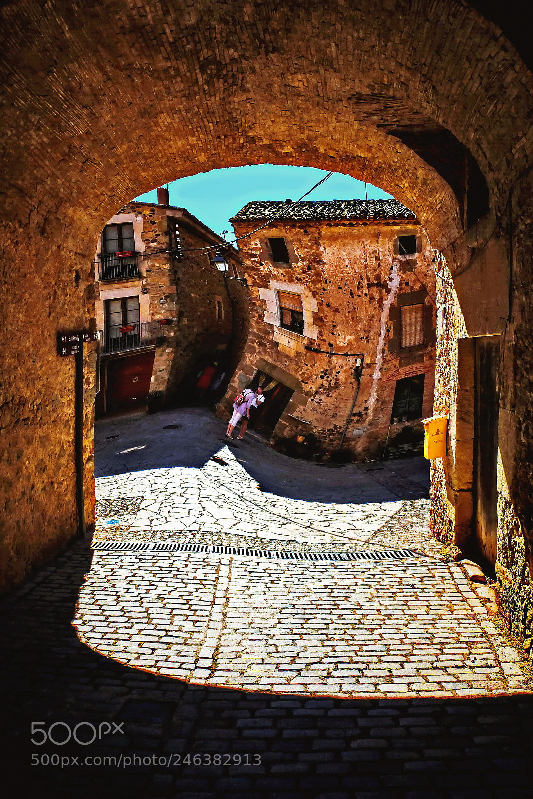 Canon EOS 60D sample photo. Old town street photography