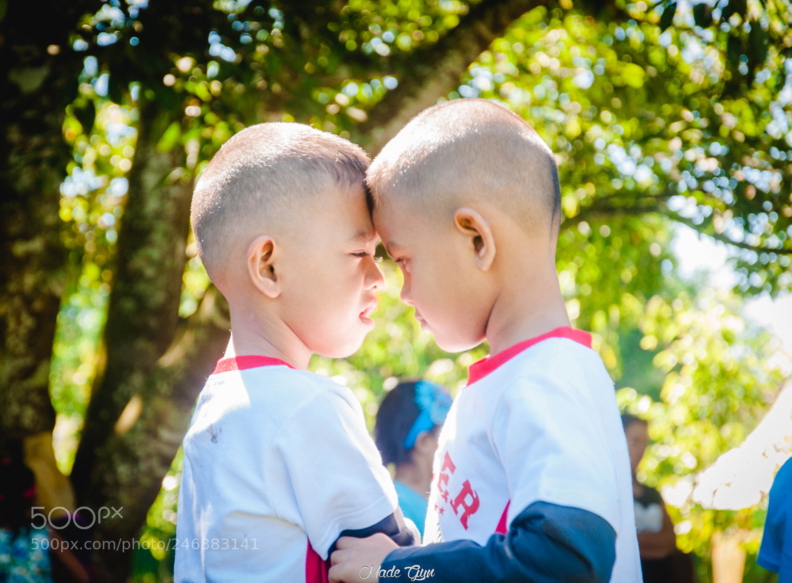 Nikon D90 sample photo. Emotion of twin bothers photography