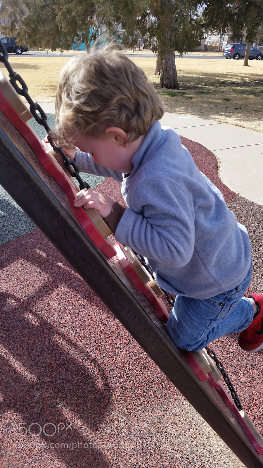 Samsung Galaxy S5 sample photo. Toddling climber photography