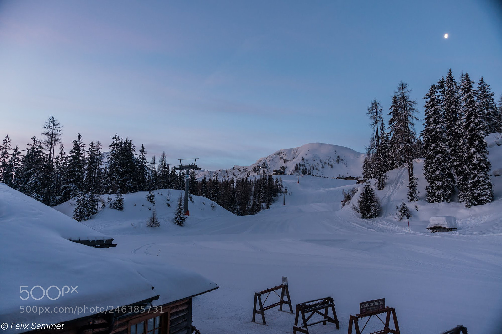 Sony Alpha DSLR-A700 sample photo. Beautiful start in a photography