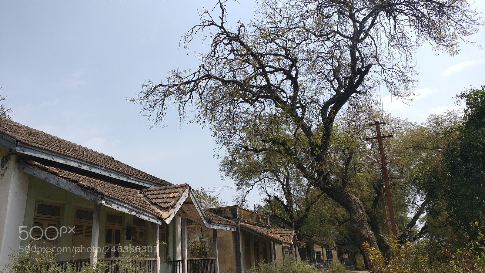 OnePlus A3003 sample photo. Ghost house photography