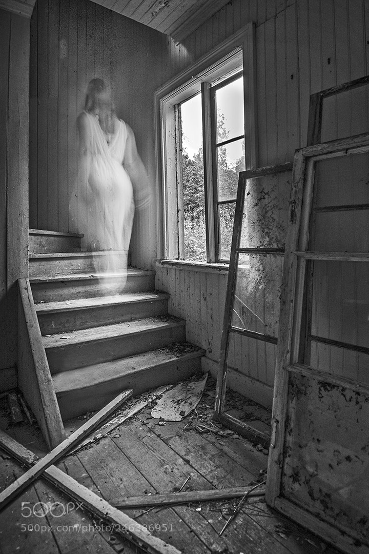 Nikon D7100 sample photo. Woman in white photography