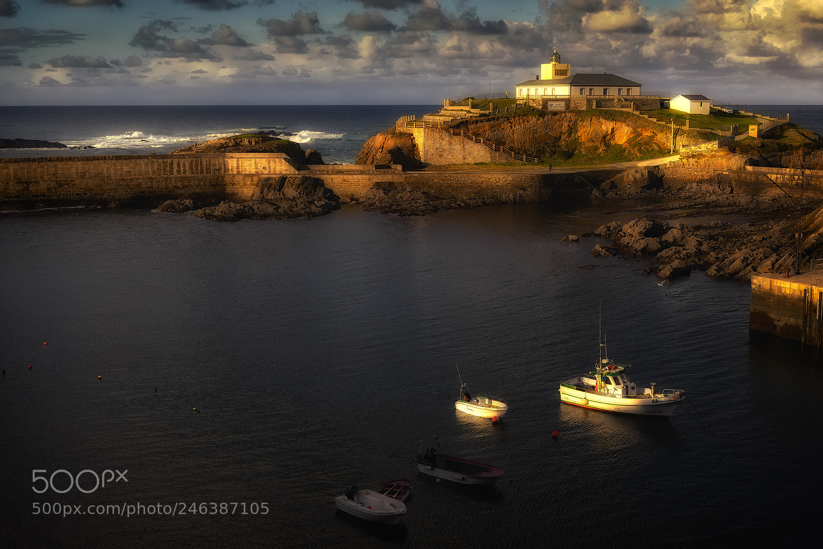 Nikon D800 sample photo. Puerto y faro de photography