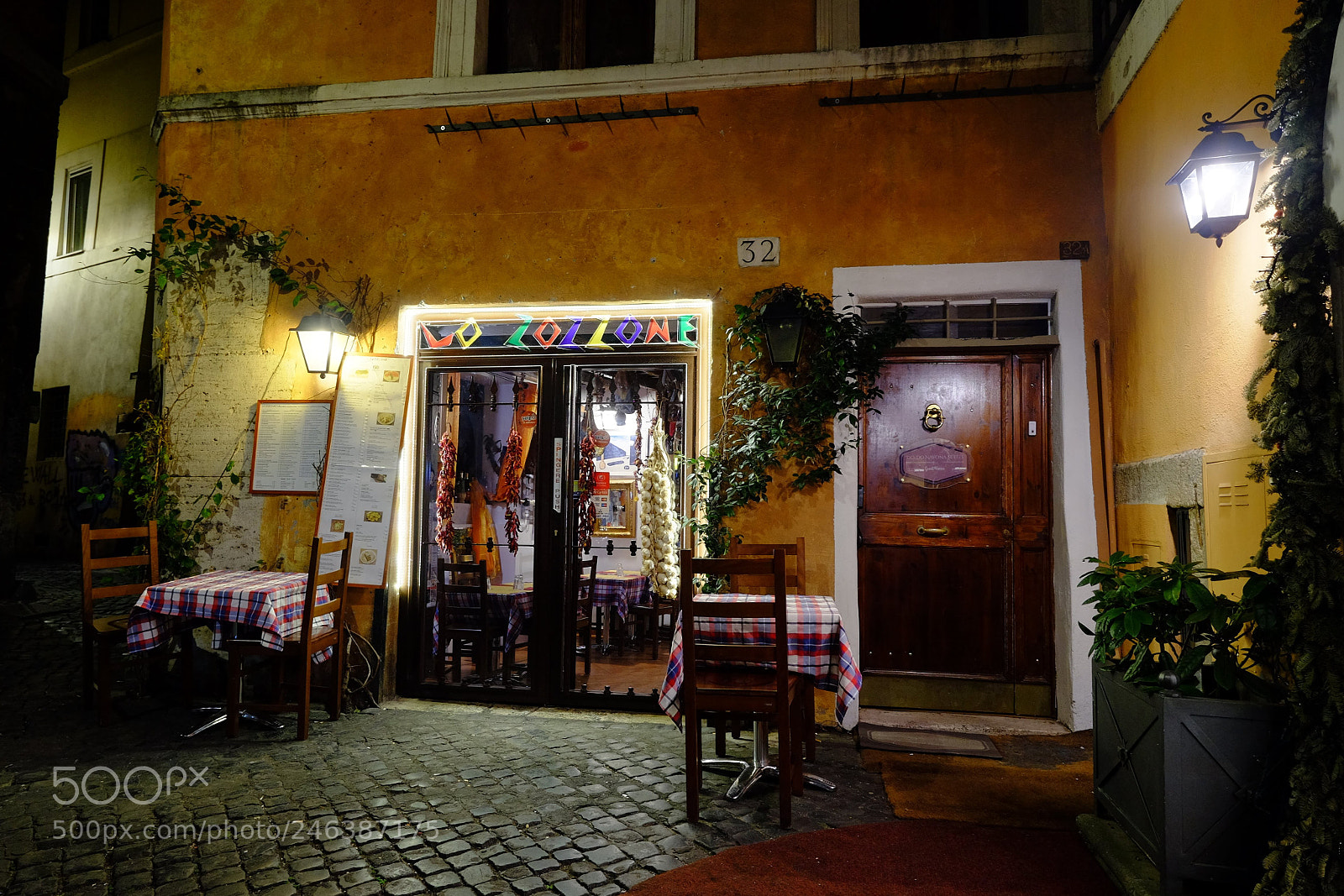 Fujifilm X-E2 sample photo. Vicoli di roma photography