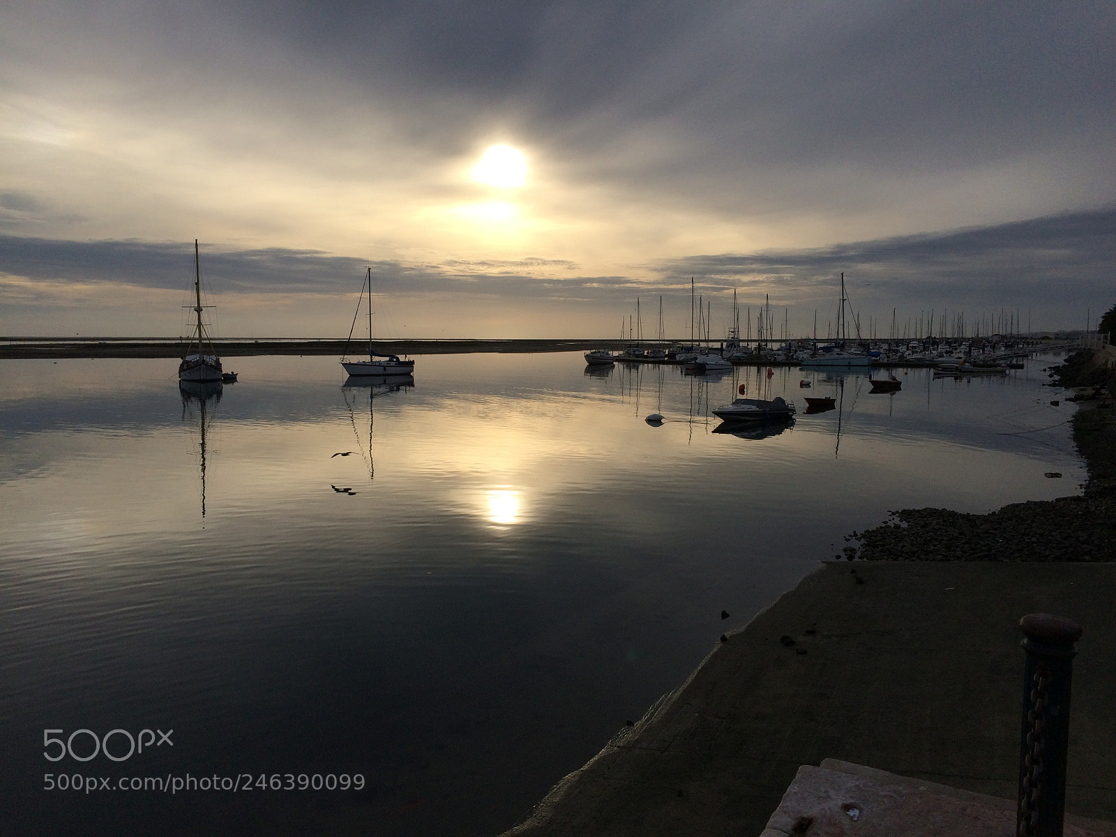 Apple iPhone 5s sample photo. Olh o,algarve no final photography