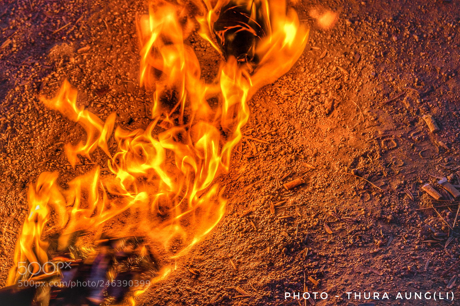 Canon EOS 800D (EOS Rebel T7i / EOS Kiss X9i) sample photo. Fire photography