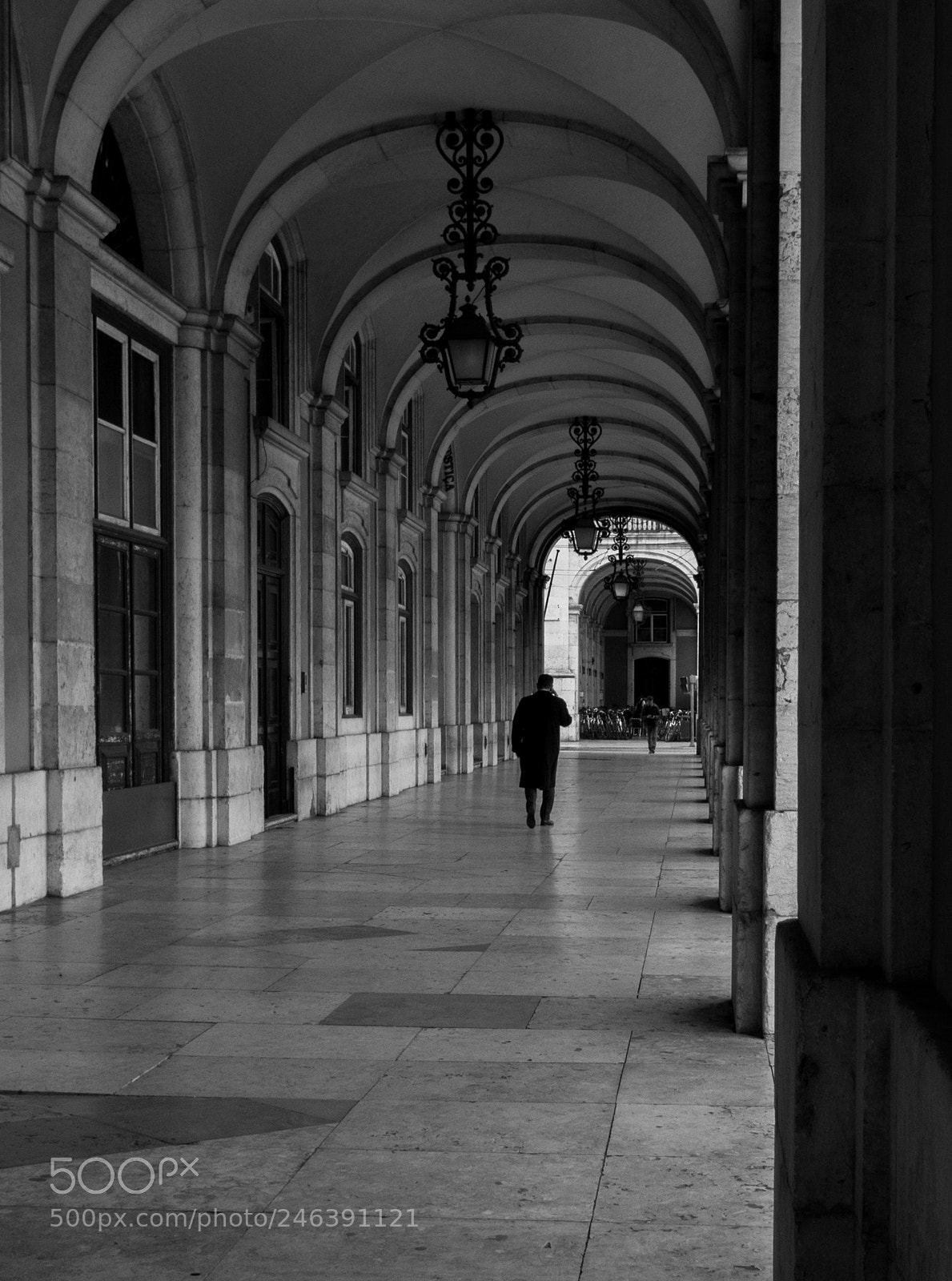 Canon EOS 700D (EOS Rebel T5i / EOS Kiss X7i) sample photo. Business man, photography