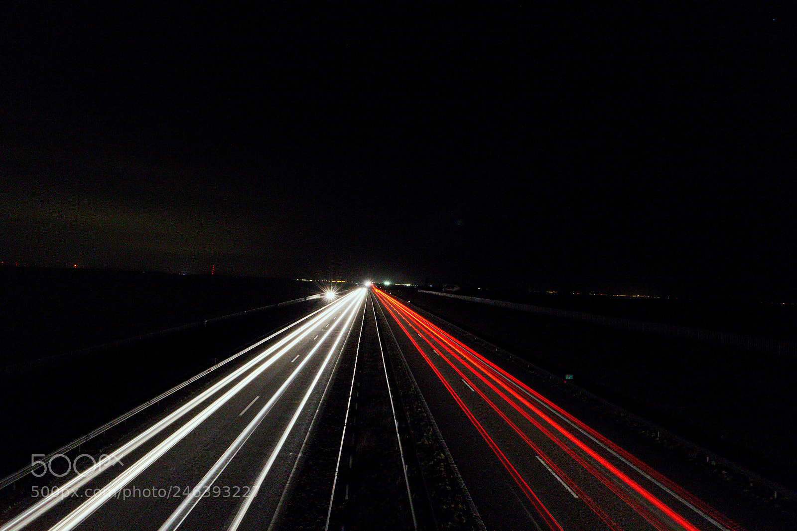 Canon EOS 600D (Rebel EOS T3i / EOS Kiss X5) sample photo. Light trail photography