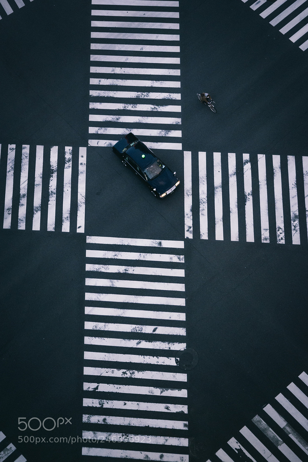 Nikon D7200 sample photo. Black taxi sniper shot photography