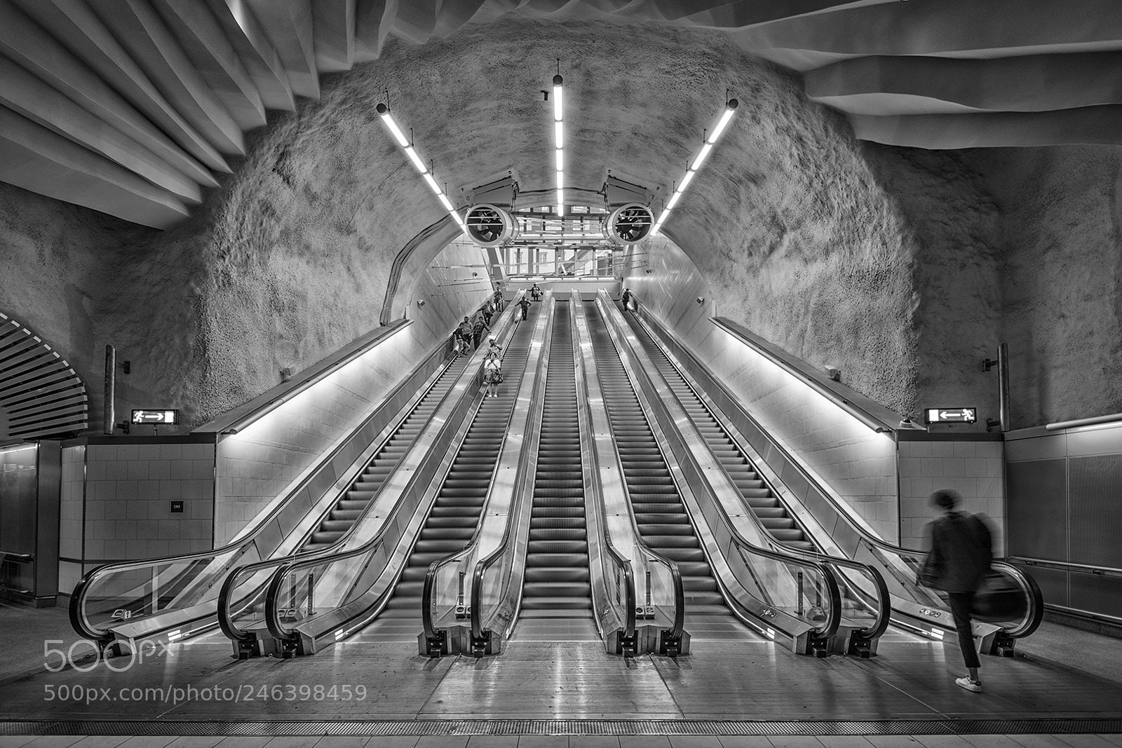 Nikon D7100 sample photo. The escalators, t-centralen photography