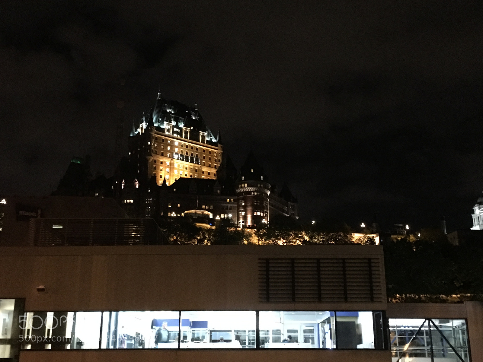 Apple iPhone SE sample photo. Québec photography