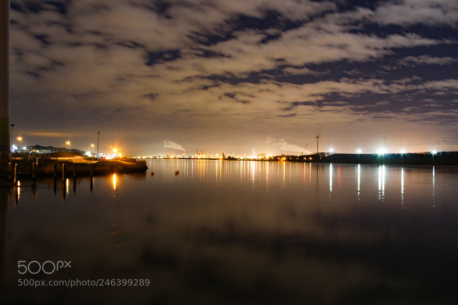 Canon EOS 1300D (EOS Rebel T6 / EOS Kiss X80) sample photo. Amsterdam harbour at night photography