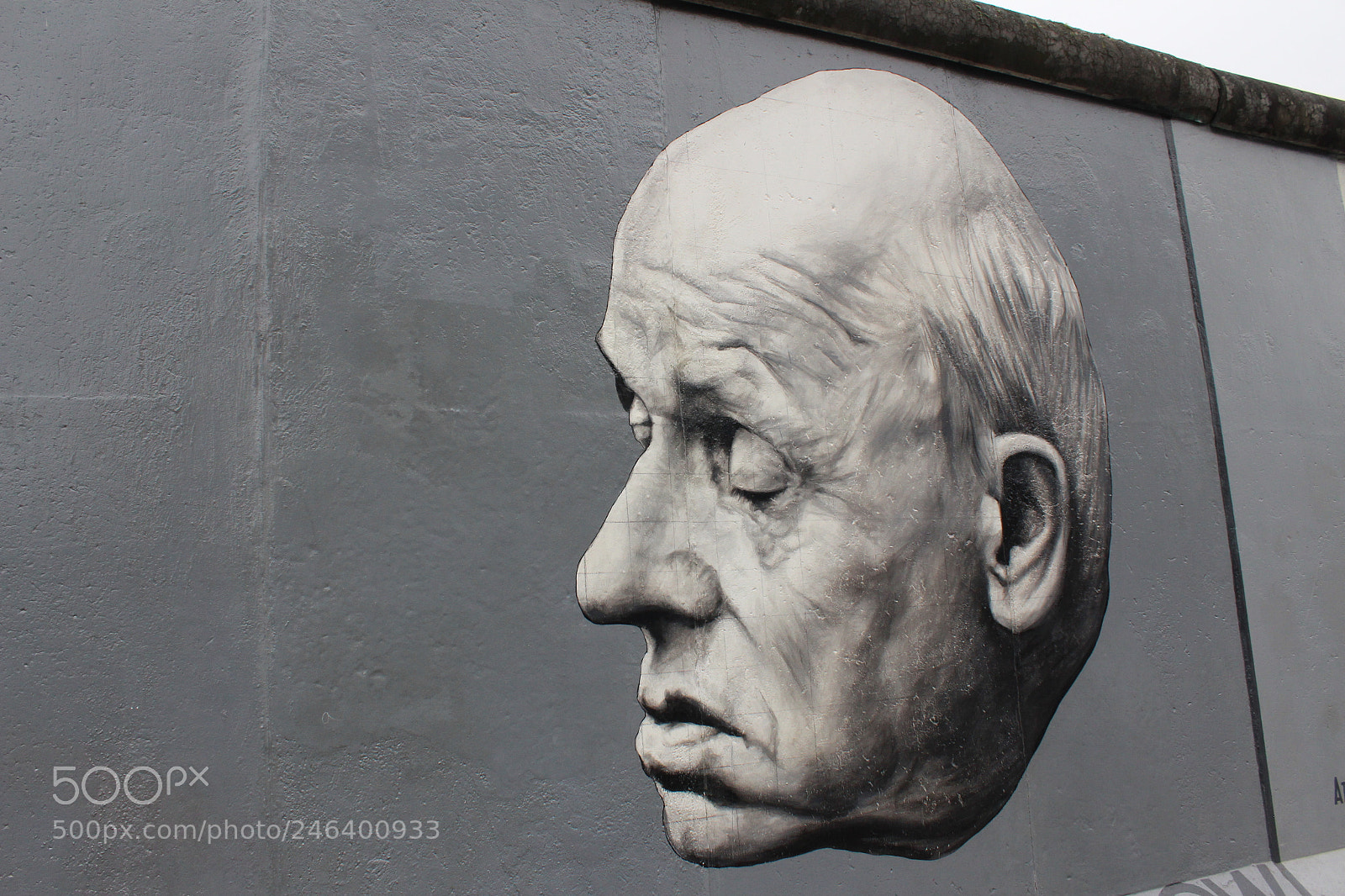 Canon EOS 1300D (EOS Rebel T6 / EOS Kiss X80) sample photo. Berlin wall photography