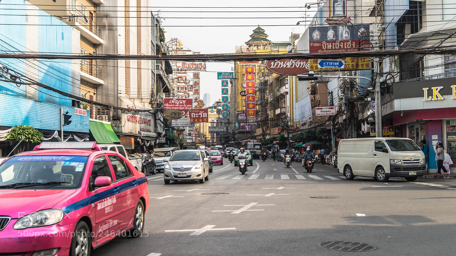 Sony SLT-A58 sample photo. Streets of bangkok photography