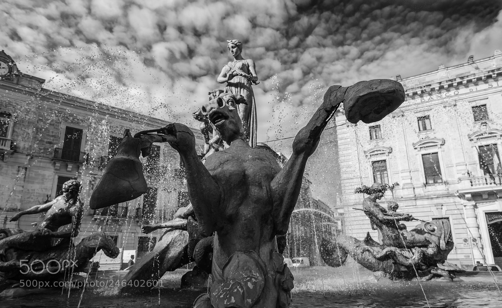 Canon EOS 700D (EOS Rebel T5i / EOS Kiss X7i) sample photo. Fontana di diana photography