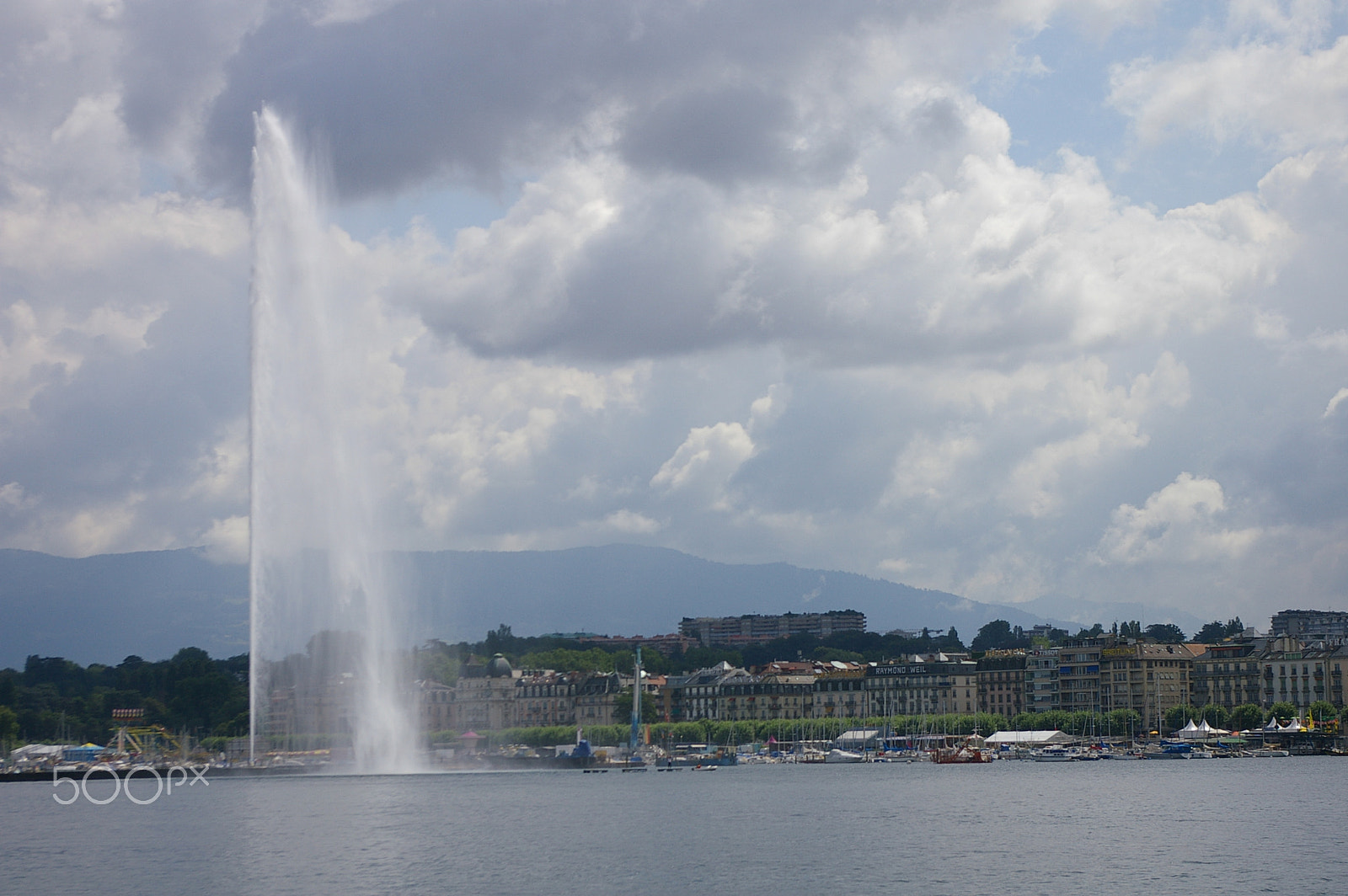 Pentax smc DA 18-55mm F3.5-5.6 AL sample photo. Leman lake photography