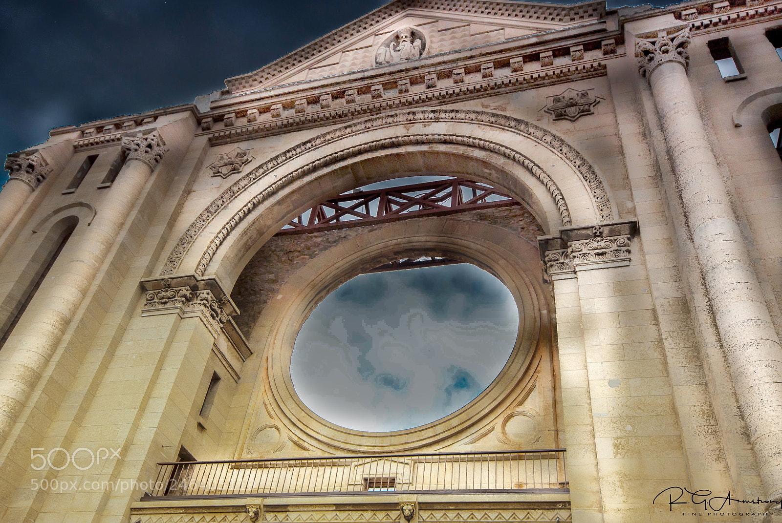 Pentax K200D sample photo. Cathedral facade photography