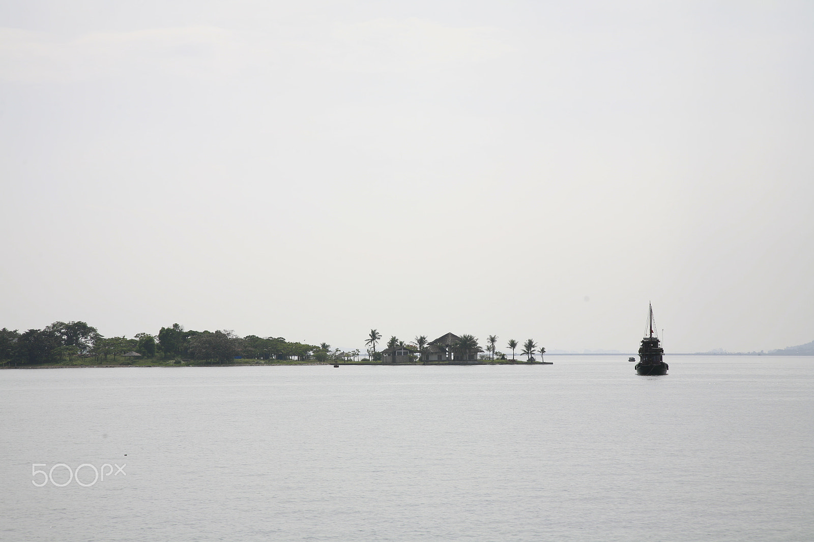 Canon EOS 5D + Canon EF 24-105mm F4L IS USM sample photo. Ha long bay photography