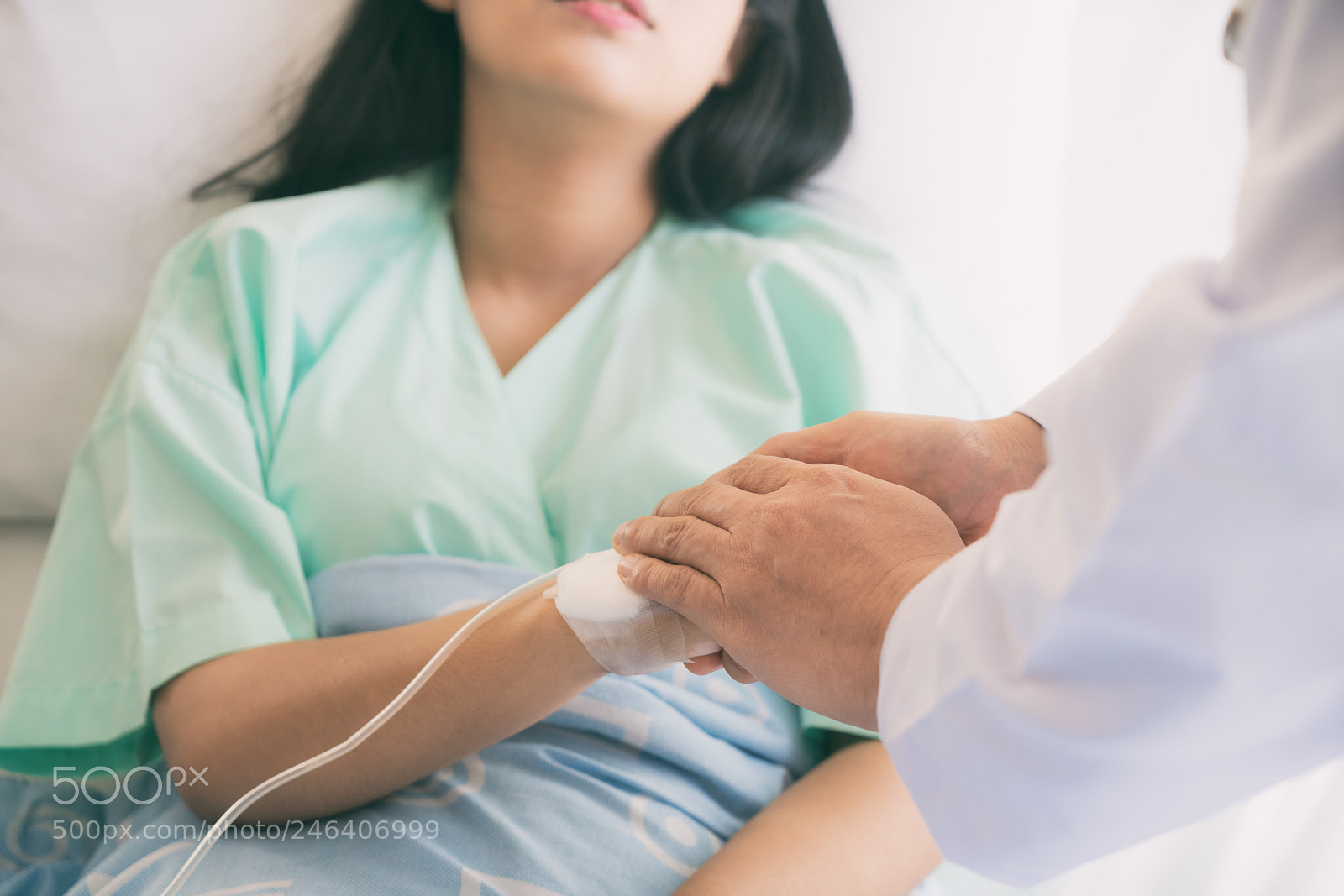 Sony a7R II sample photo. Friendly man doctor hands photography