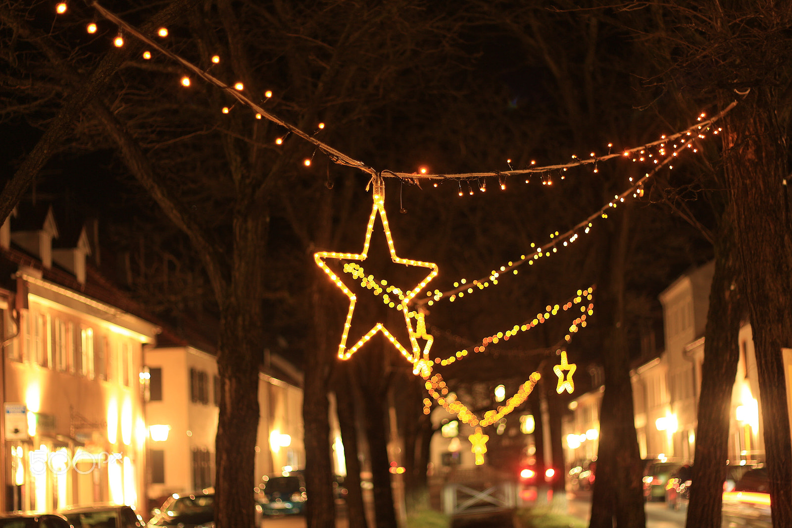Canon EOS 700D (EOS Rebel T5i / EOS Kiss X7i) + Canon EF 50mm F1.8 II sample photo. Christmas lights in weilheim i photography