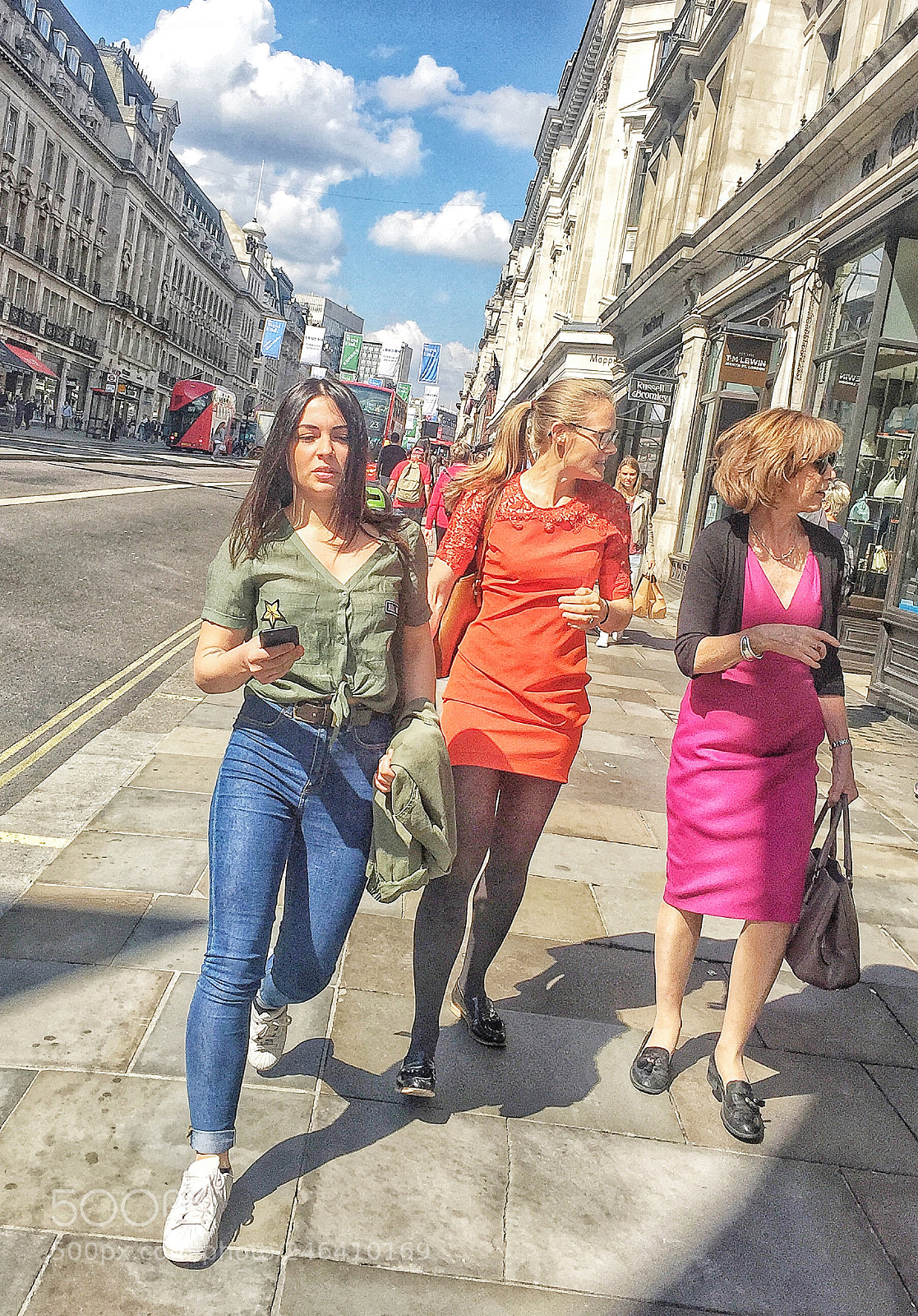 Apple iPhone 6 sample photo. Leisure time in london. photography