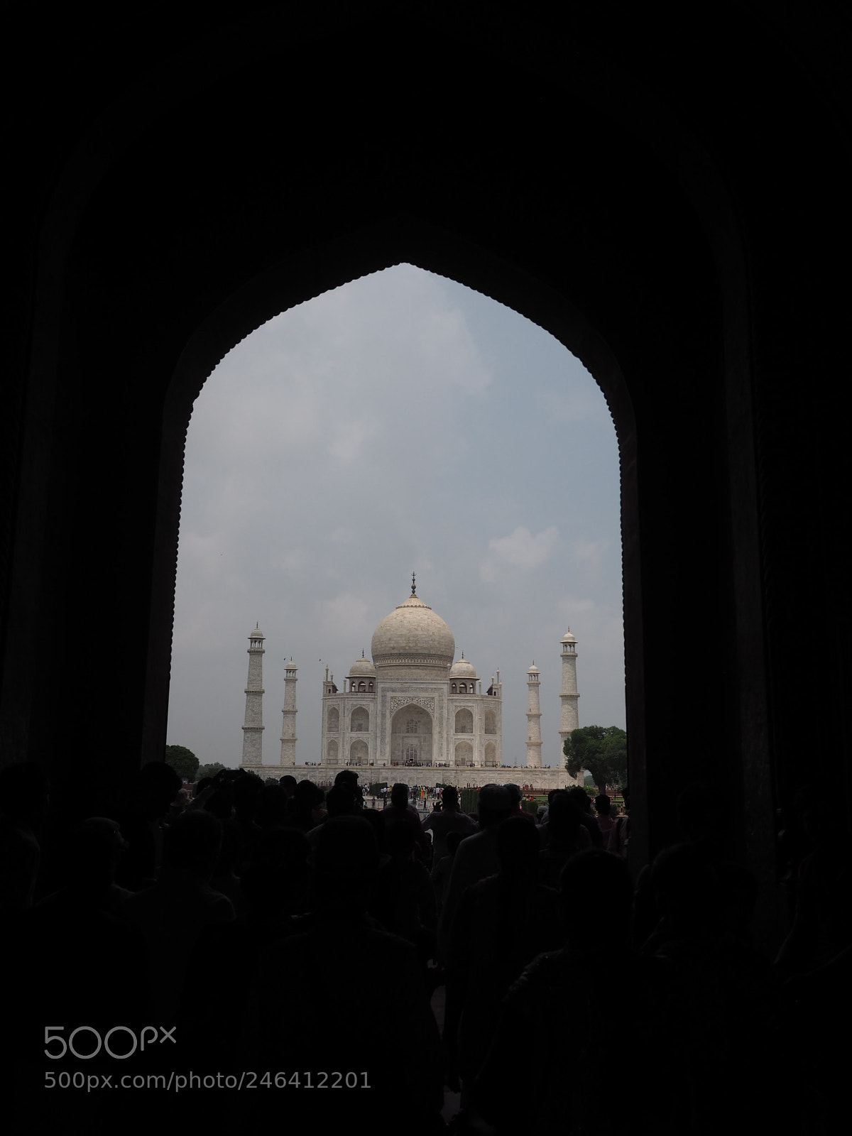 Olympus OM-D E-M10 sample photo. Entrada al taj mahal photography