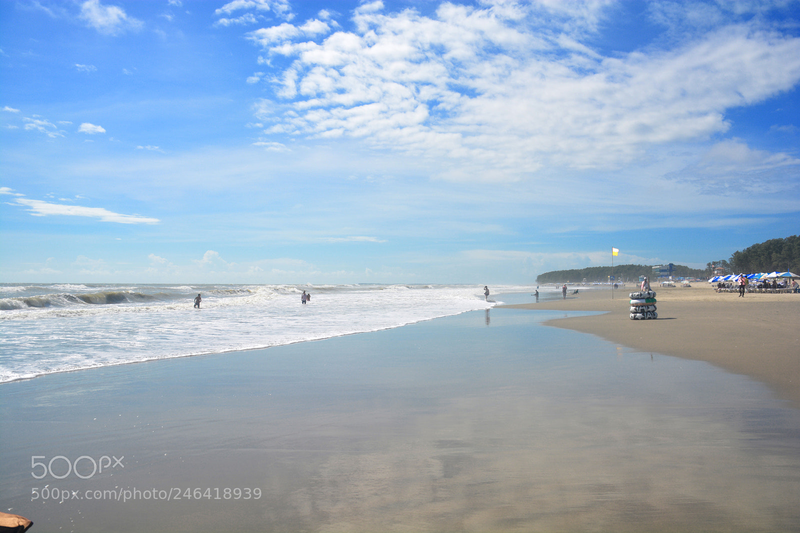 Nikon D5200 sample photo. Long sea beach with photography
